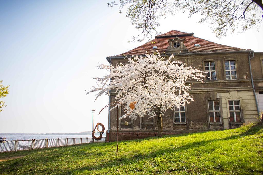 Gaestehaus Schloss Plaue Brandenburg  Exteriér fotografie